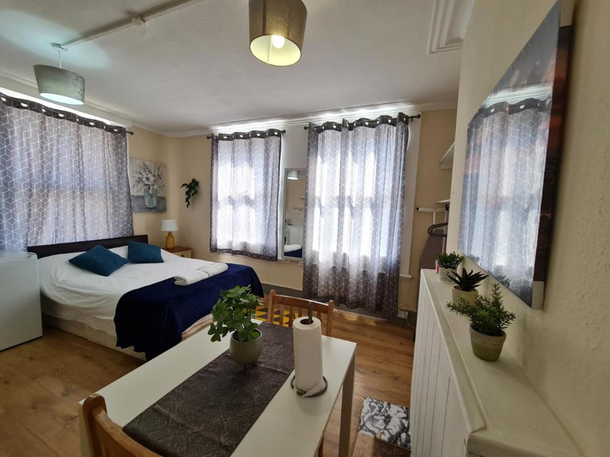 Lovely Private Room Near Central Londra Esterno foto