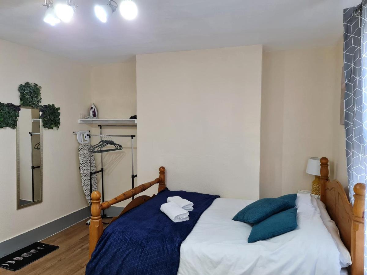 Lovely Private Room Near Central Londra Esterno foto